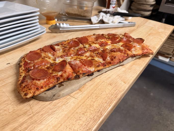 Pepperoni pizza flatbread